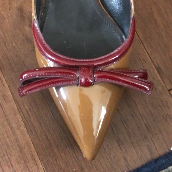 Prada Bow Kitten Heels Caramel/Bordeaux Patent Leather - Picture 7 of 7